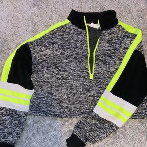 Crop fleece